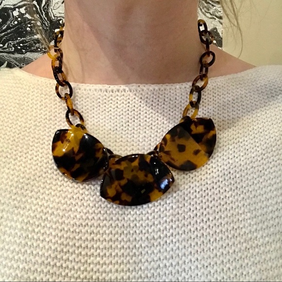 NWOT Zenzii tortoise collar necklace - Picture 2 of 2